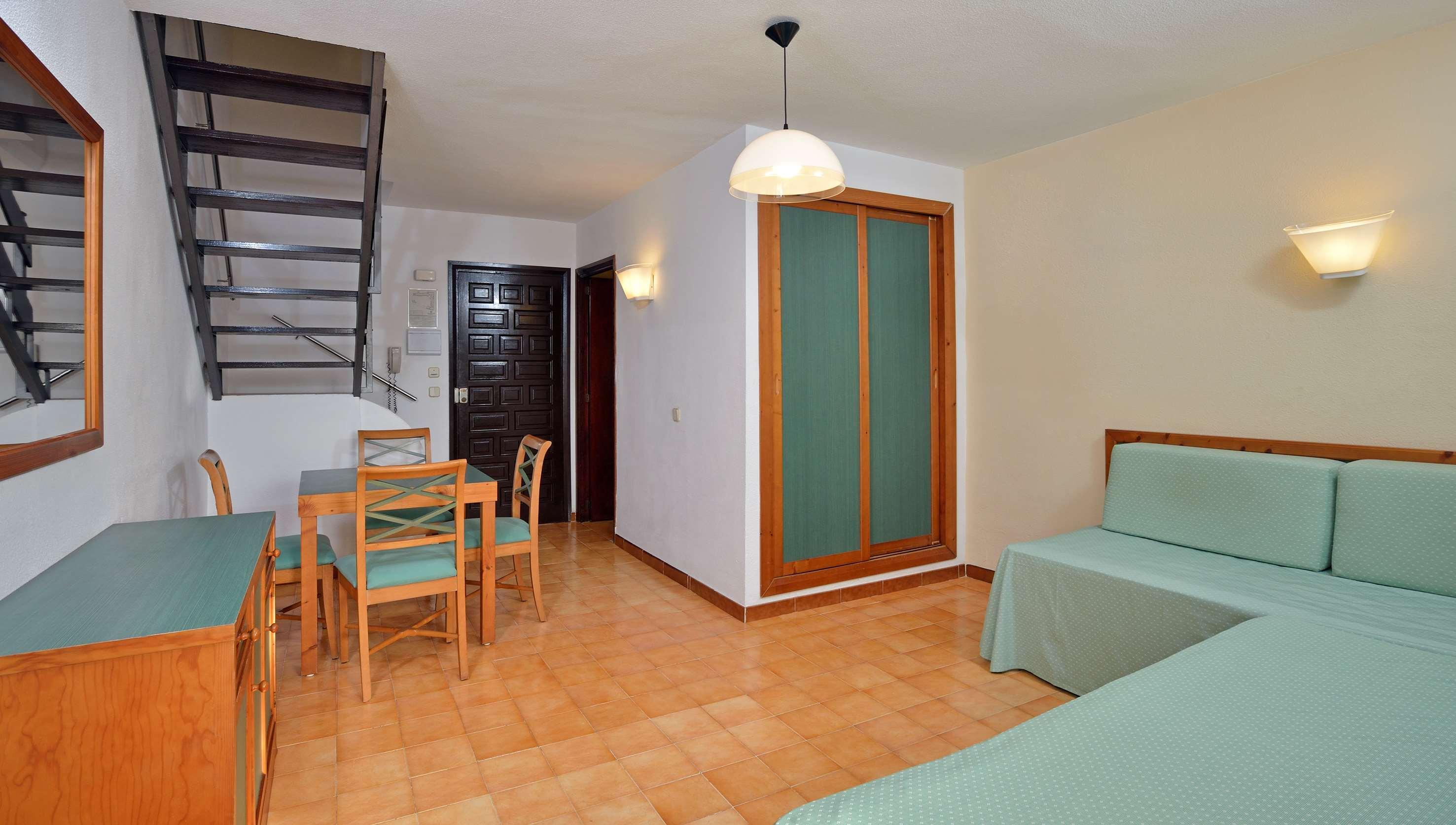 Aparthotel Sol